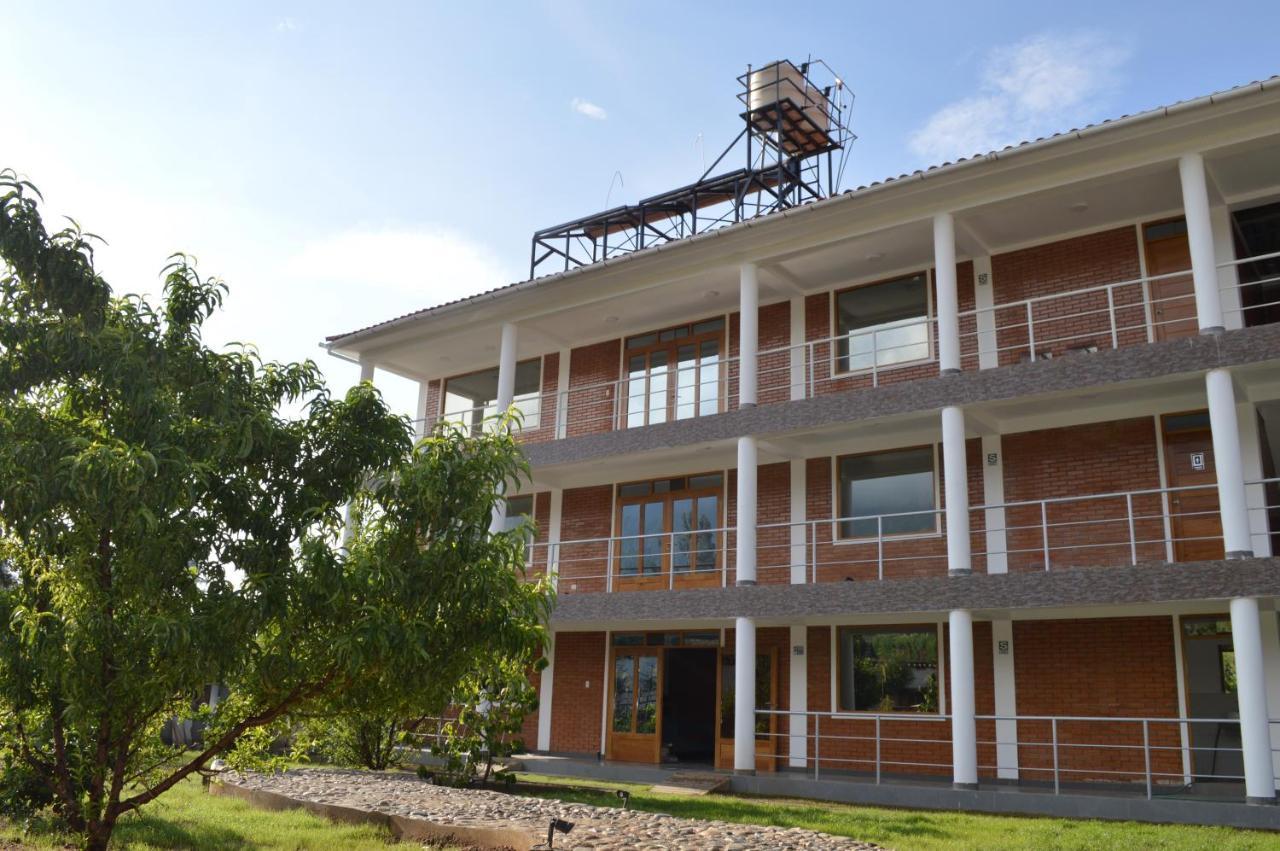 Runaway Eco Hotel Carhuaz Buitenkant foto